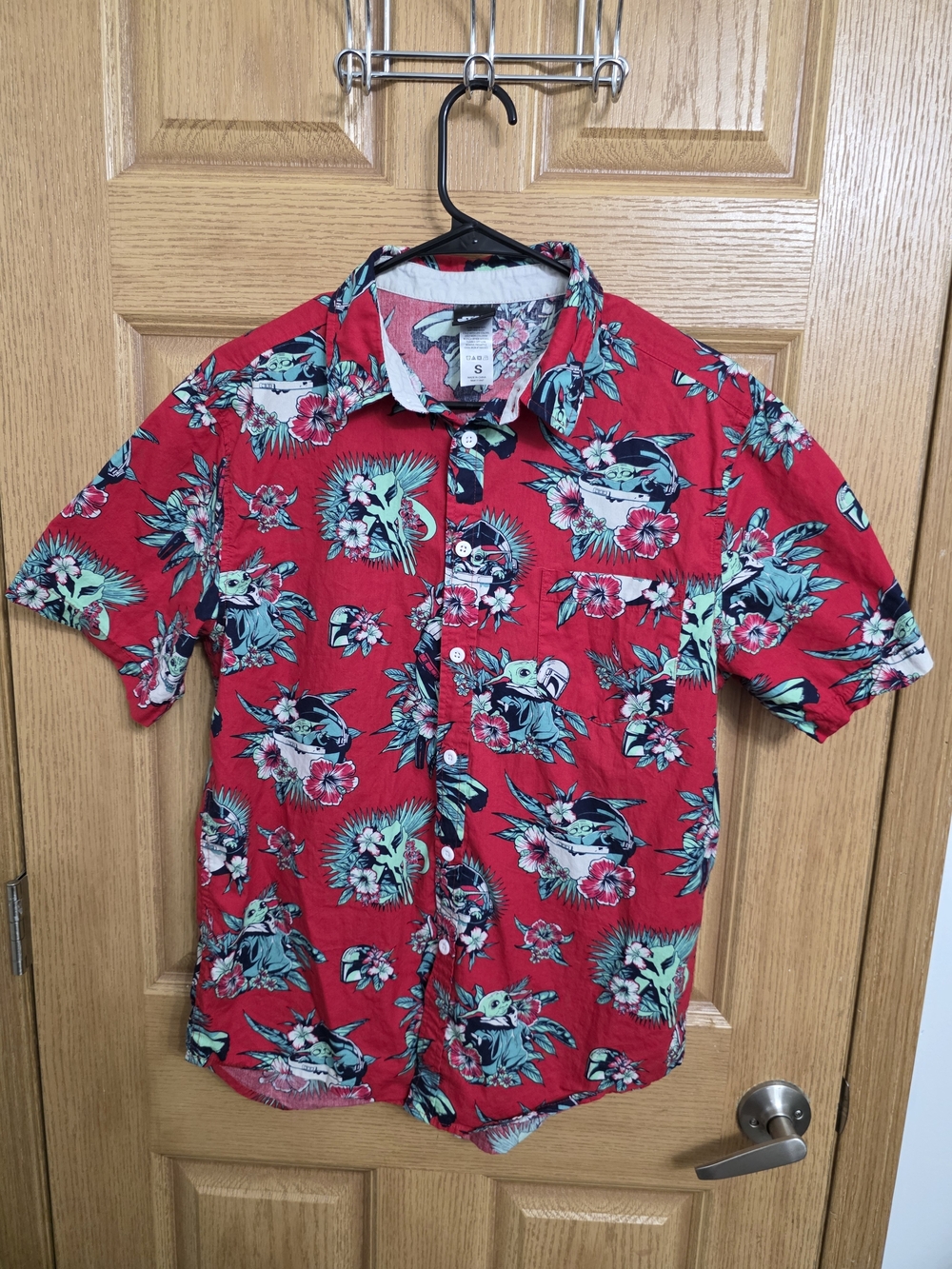 Star Wars Red Tropical Floral Short-Sleeve Button-Down Shirt
